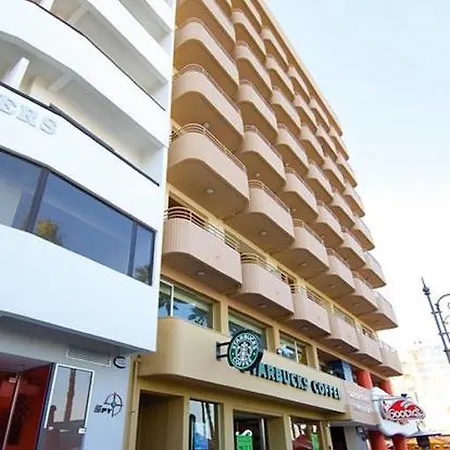 Ithaki Phinikoudes 307 Апартаменти *