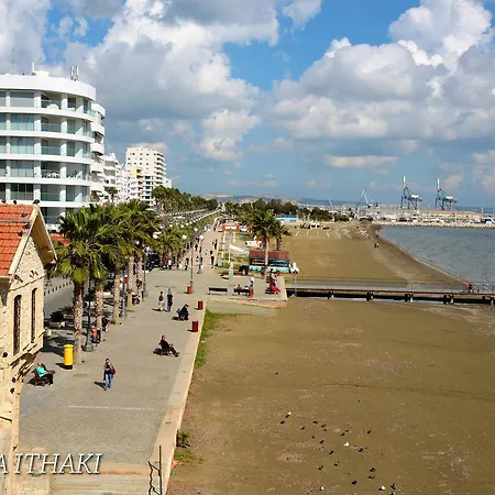 Ithaki Phinikoudes 307