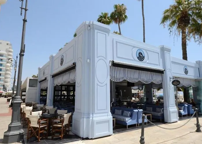 Ithaki Phinikoudes 307 Appartement Larnaca