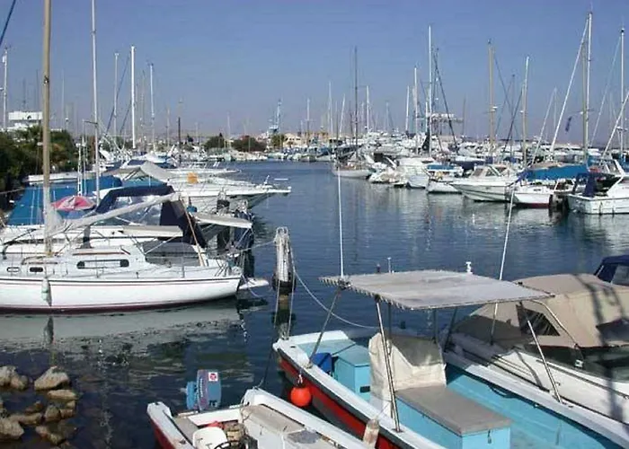 Ithaki Phinikoudes 307 Appartement