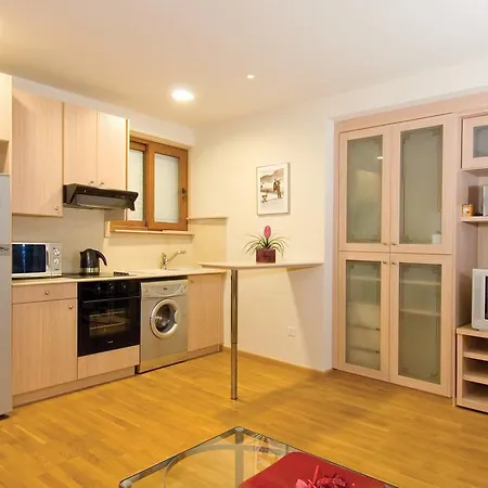 Appartamento Ithaki Phinikoudes 307 *