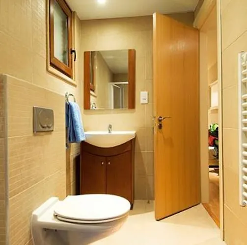 Ithaki Phinikoudes 307 Apartment Larnaca